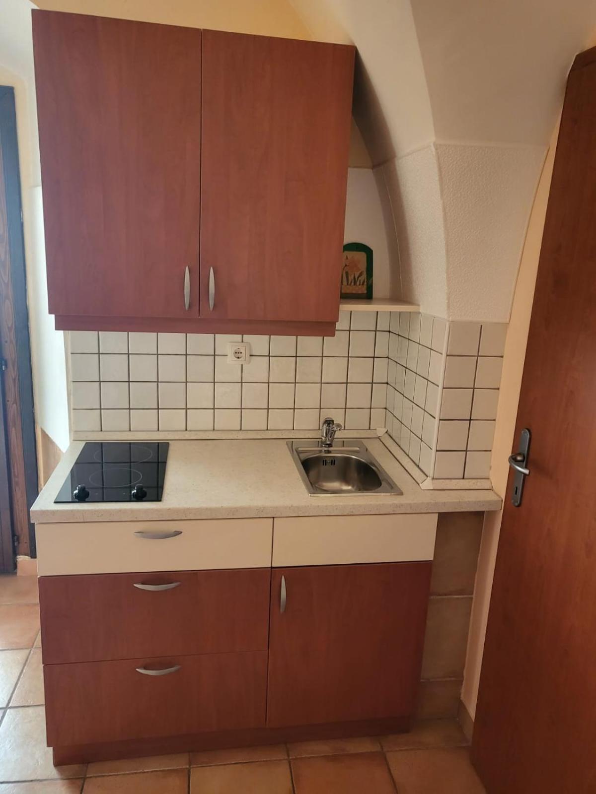 Apartma Na Starem Placu Idrija Esterno foto