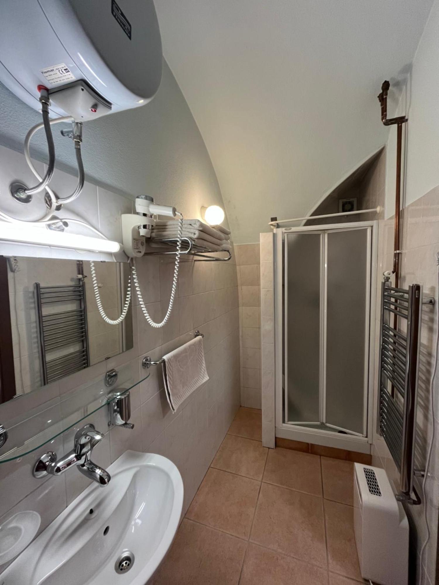 Apartma Na Starem Placu Idrija Esterno foto